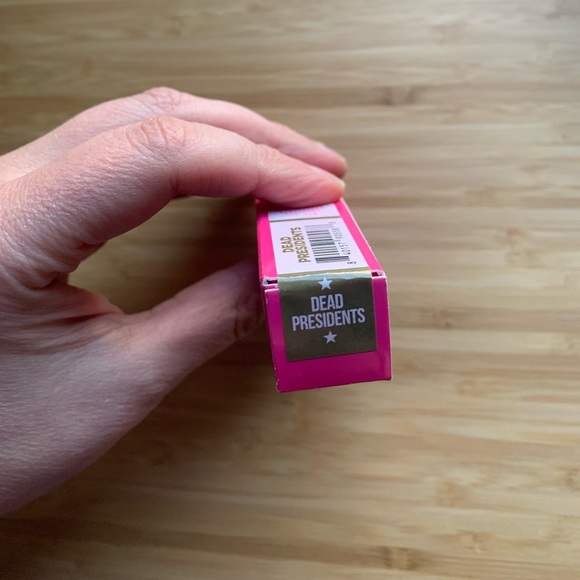 Jeffree Star Velour Liquid Lipstick - Dead Presidents (Camo Green) - NWB - Picture 3 of 5